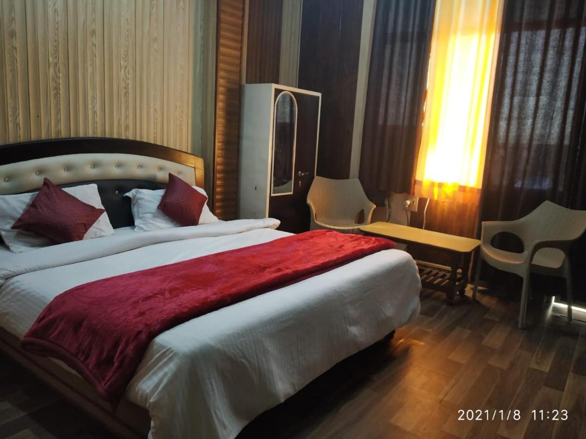 Hotel Aarti Darshan Харидвар Экстерьер фото