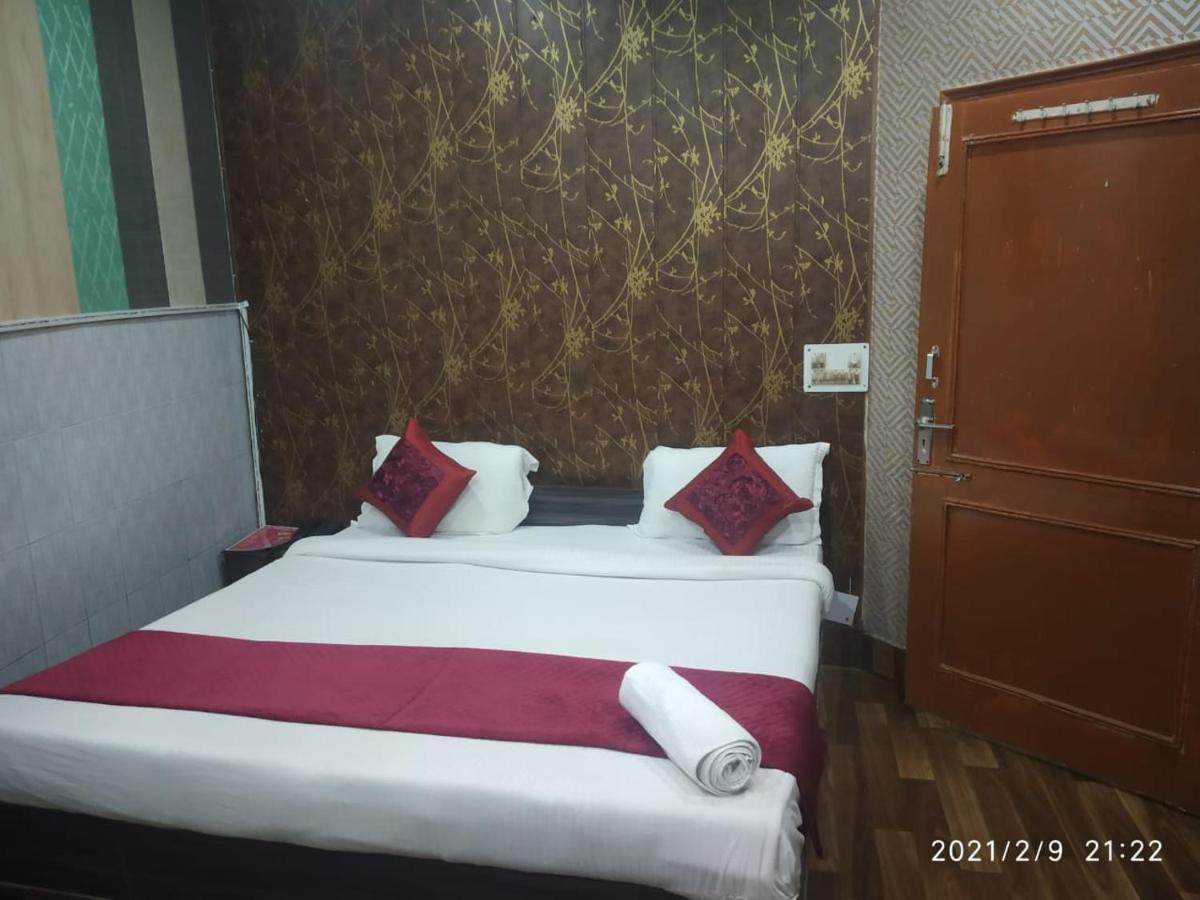 Hotel Aarti Darshan Харидвар Экстерьер фото